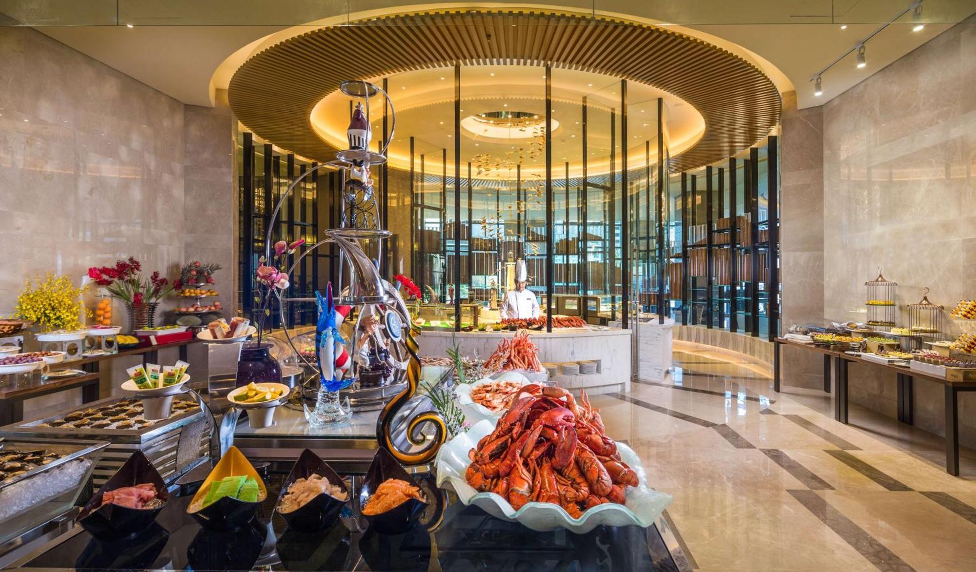 Hilton Urumqi Bagian luar foto